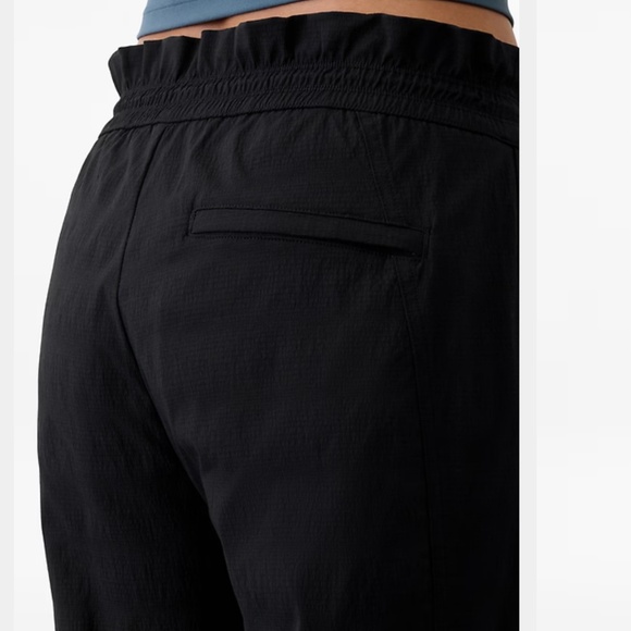 ATHLETA Trekkie High Rise Parachute Pant Black -12 - Picture 4 of 15